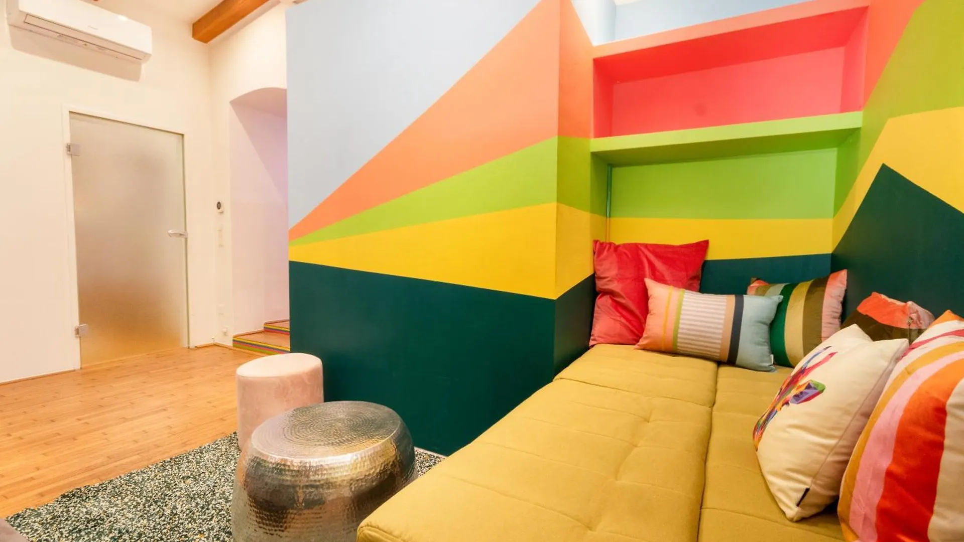 Citycenter - Netflix - Ac - Happystay Viena